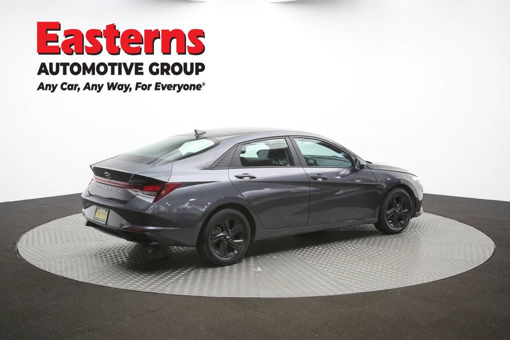 Used 2021 Hyundai Elantra SEL FWD image 41
