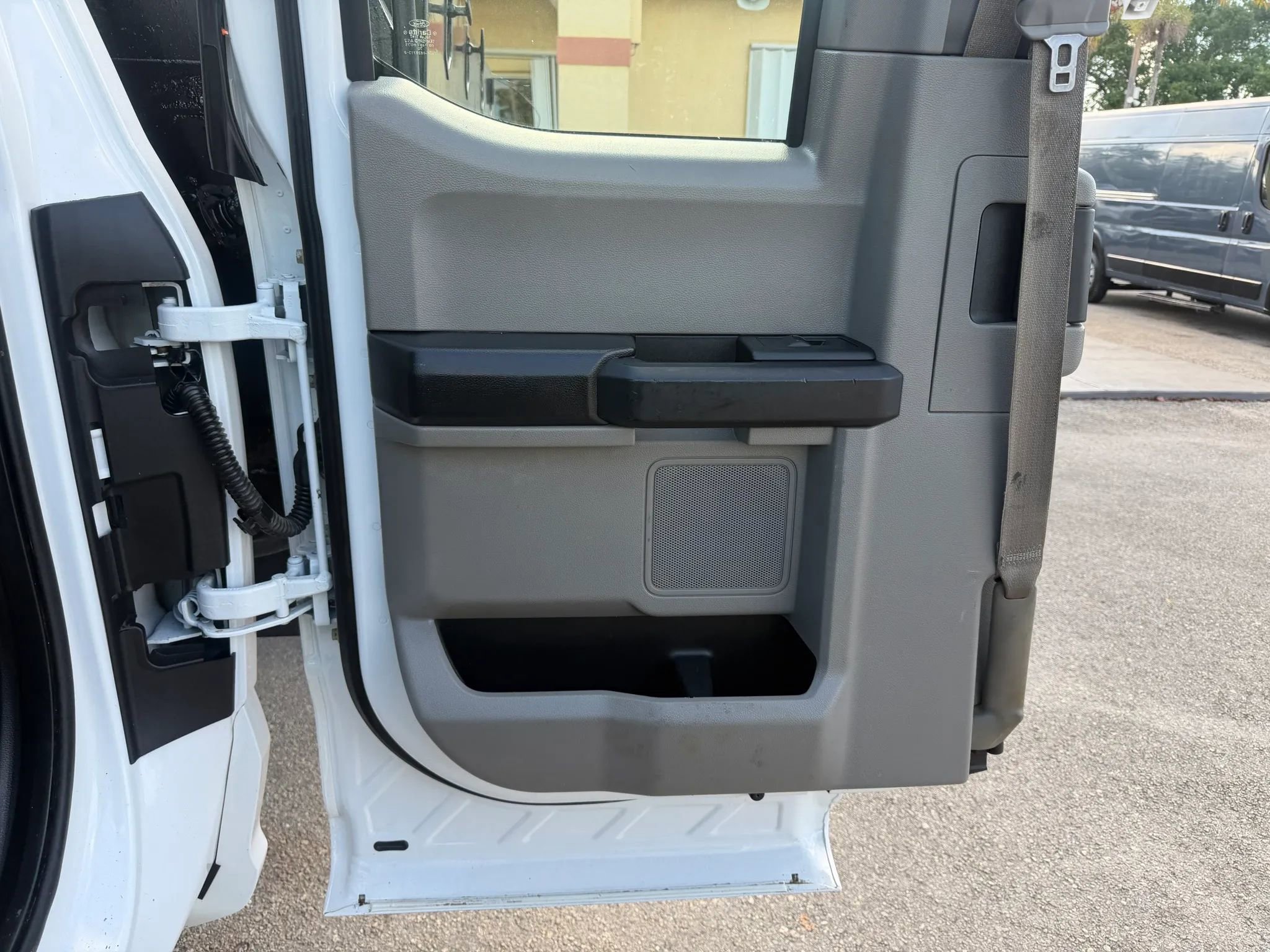 Used 2017 Ford F450 XL w/ Power Equipment Group image 12