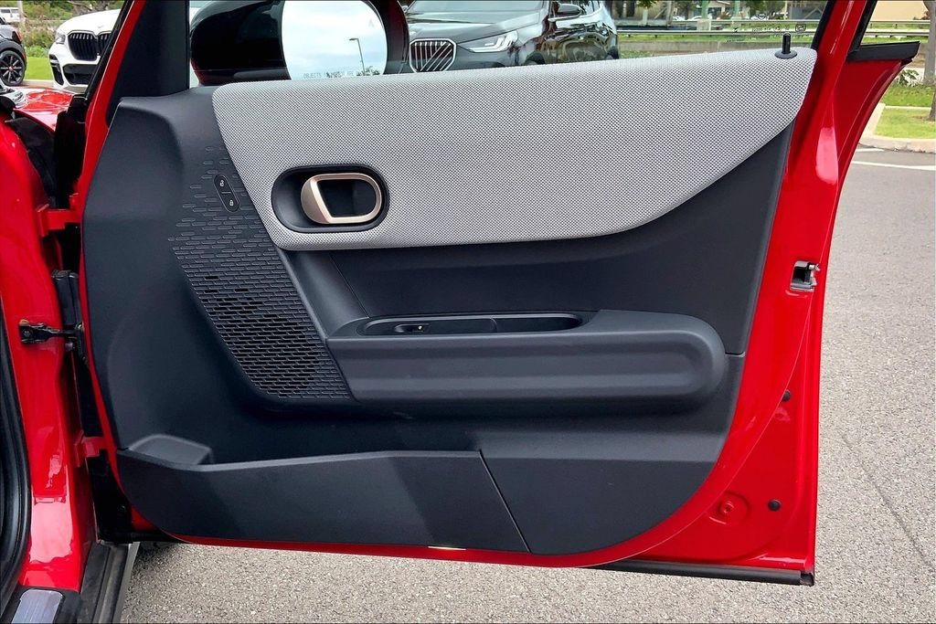 Certified 2025 MINI Cooper S FWD image 26