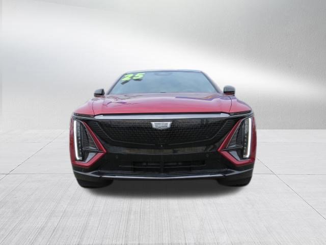 New 2025 Cadillac Lyriq Sport image 8