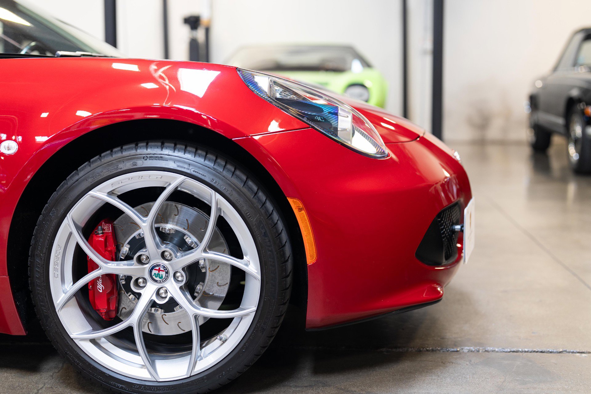 Used 2018 Alfa Romeo 4C Spider w/ Convenience Group - Spider image 27