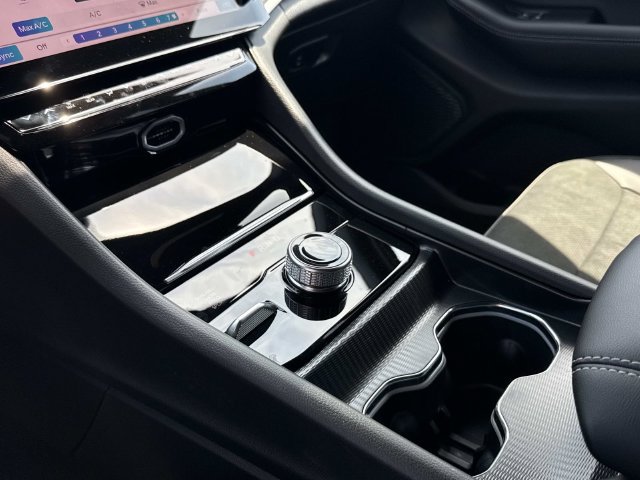 New 2026 Jeep Grand Cherokee Altitude AWD/4WD image 16