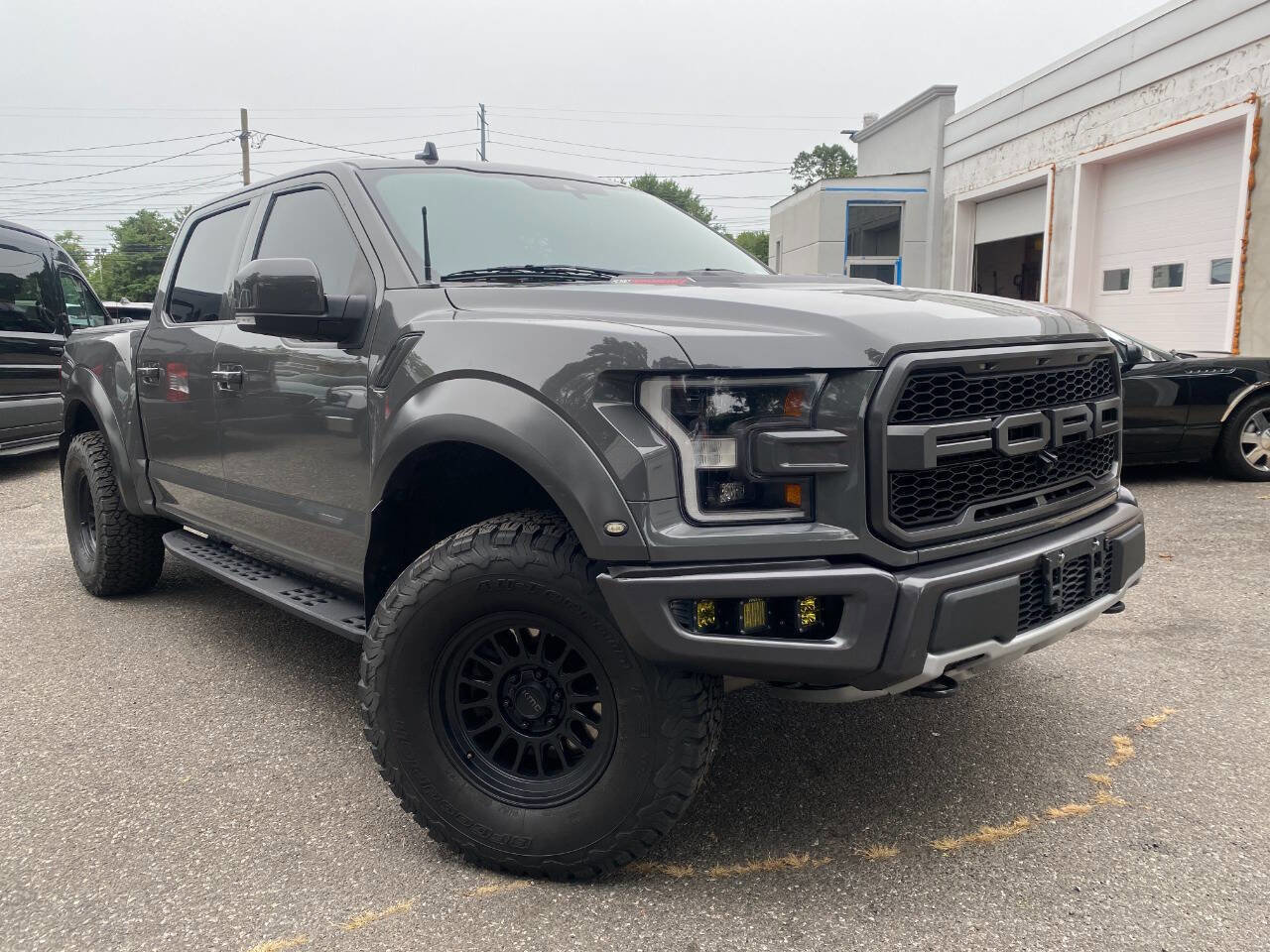 Used 2020 Ford F150 Raptor w/ Equipment Group 802A Luxury image 1