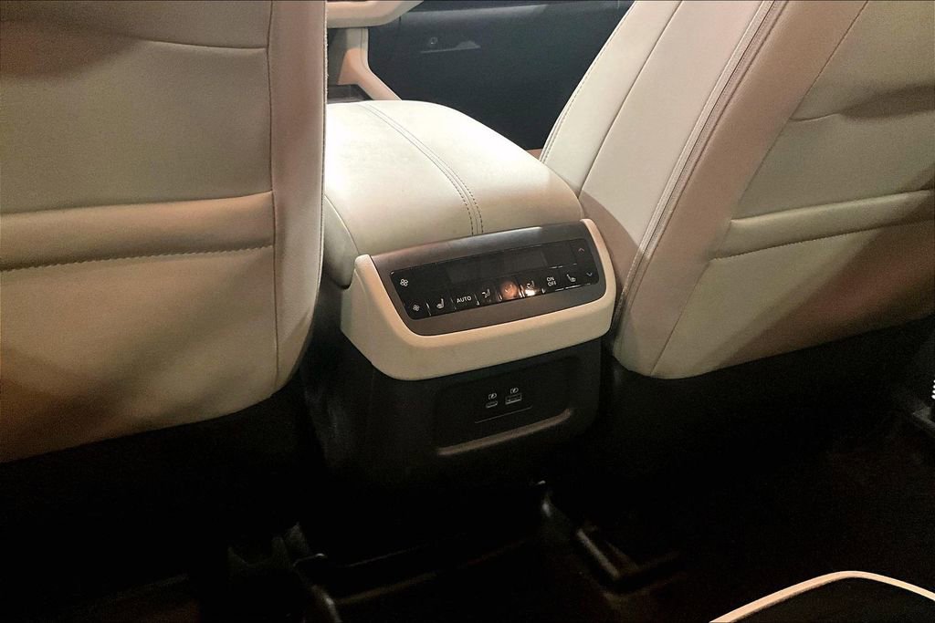 Used 2023 Nissan Pathfinder SL w/ SL Premium Package image 31