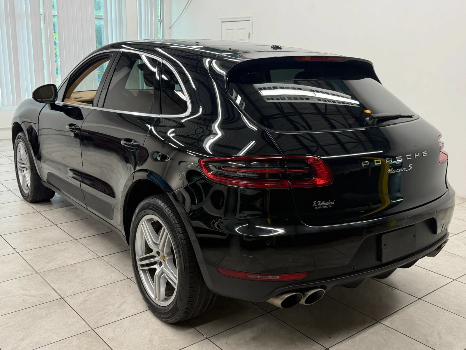 Used 2016 Porsche Macan S w/ Premium Package Plus AWD/4WD image 7