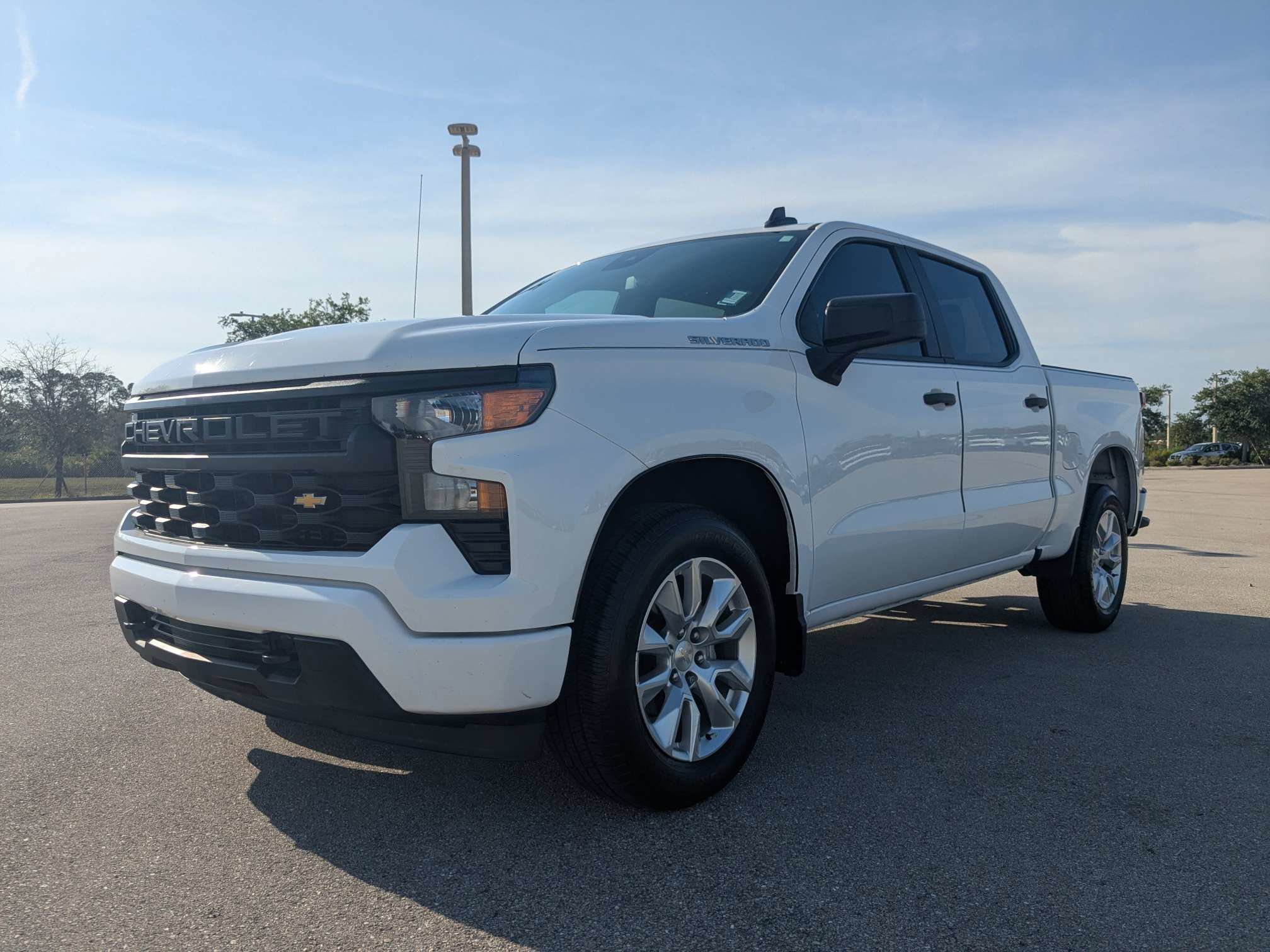 Used 2023 Chevrolet Silverado 1500 Custom RWD image 9