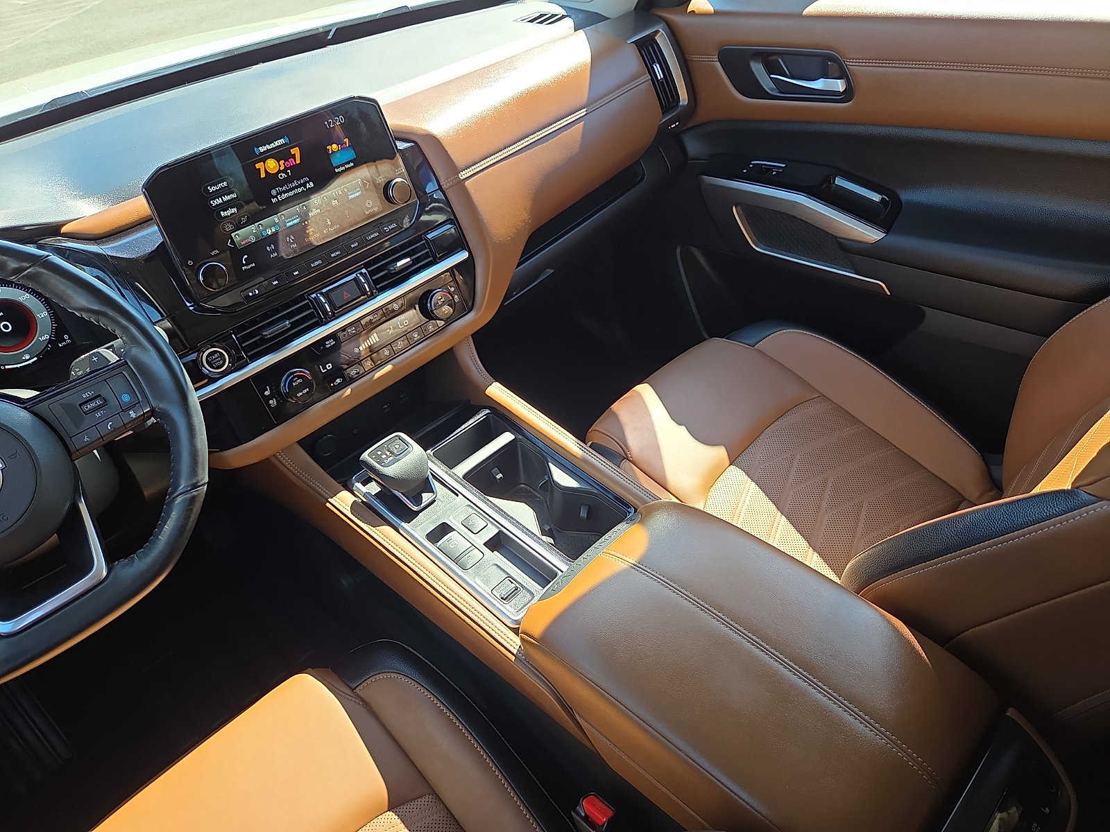 Used 2024 Nissan Pathfinder Platinum w/ Cargo Package FWD image 14
