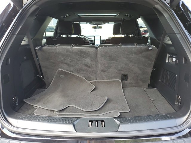Used 2022 Ford Explorer ST w/ Equipment Group 401A image 9
