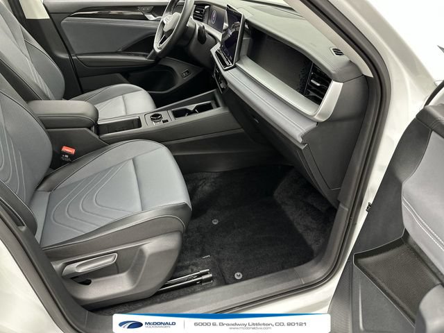 Certified 2026 Volkswagen Tiguan SE AWD/4WD image 24