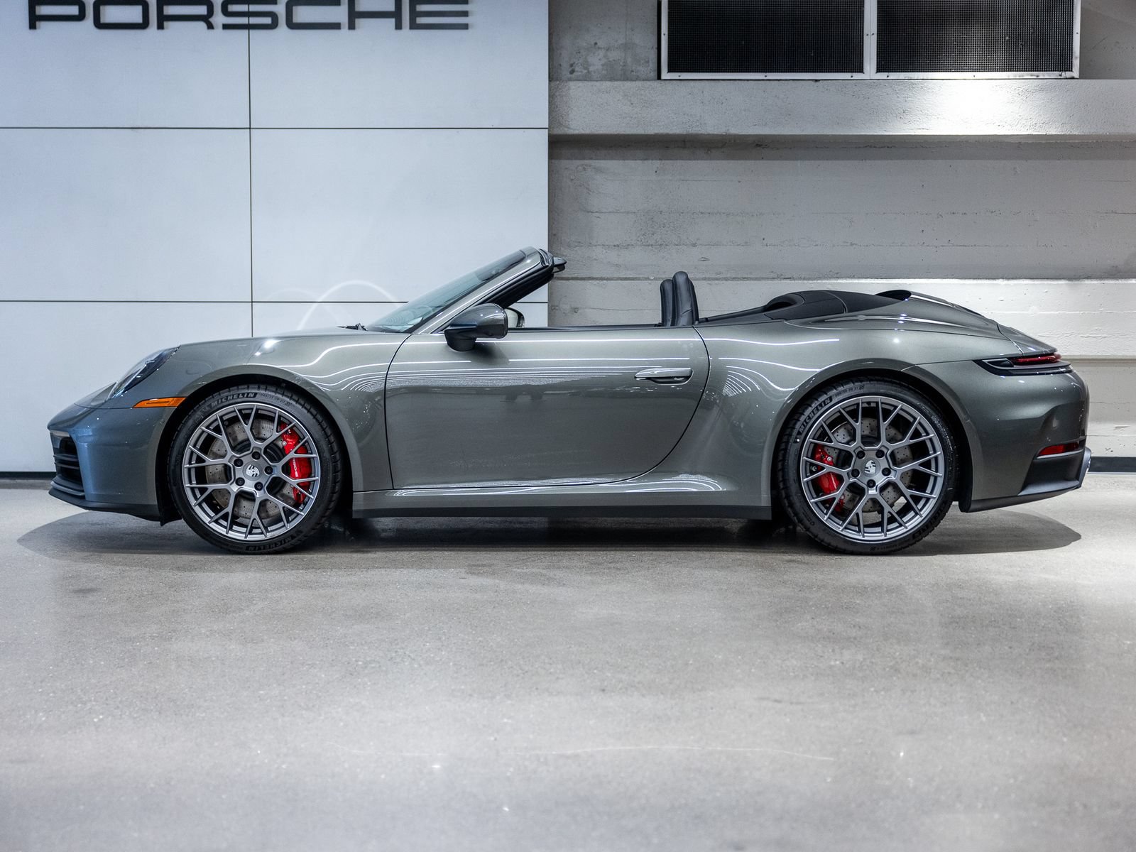 New 2026 Porsche 911 Carrera S RWD image 2