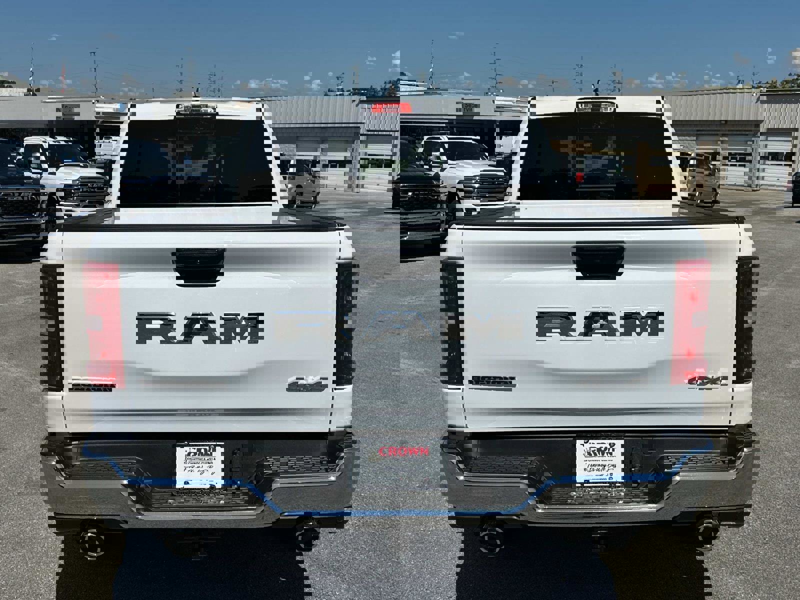 New 2026 RAM 1500 4x4 Crew Cab image 5