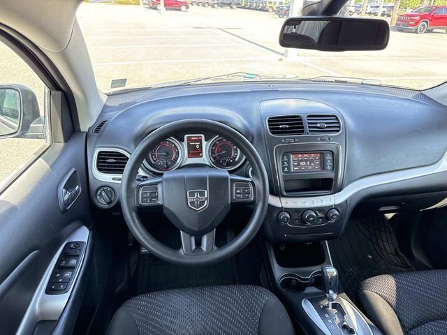 Used 2019 Dodge Journey SE FWD image 13