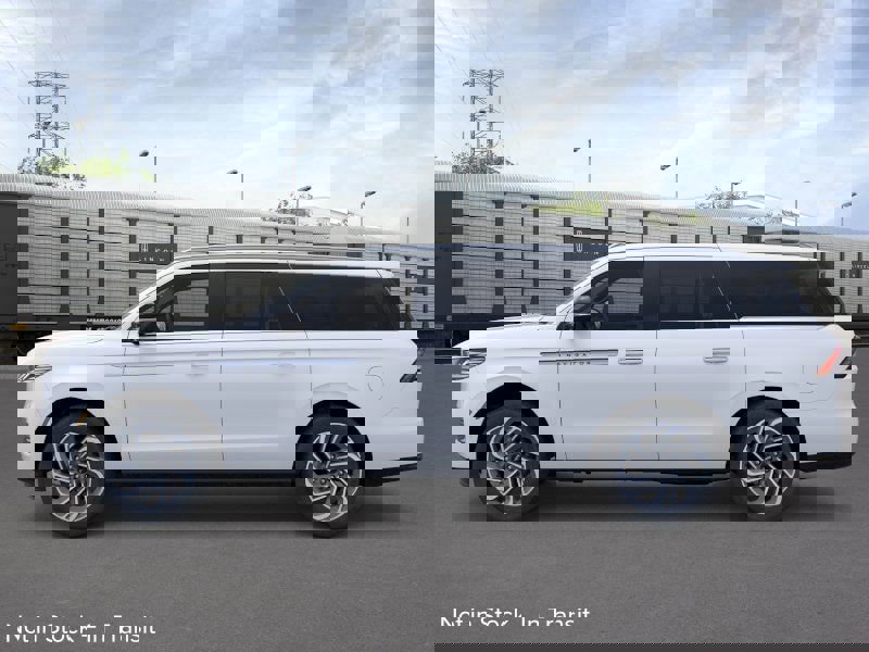 New 2026 Lincoln Navigator L Reserve image 26