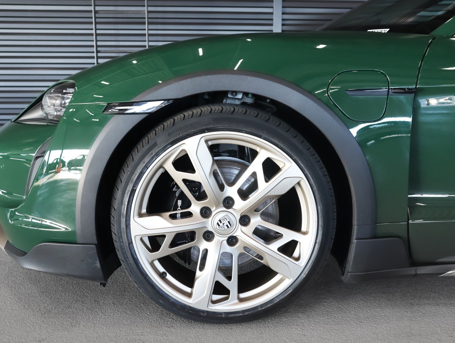 Certified 2024 Porsche Taycan 4S w/ Performance Package image 13