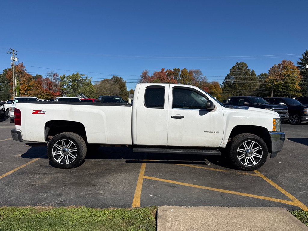 Used 2011 Chevrolet Silverado 2500 W/T RWD image 5