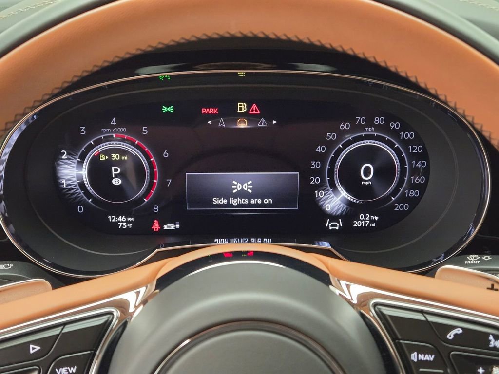 Used 2024 Bentley Bentayga image 37