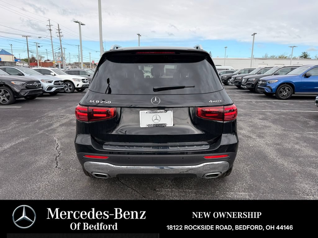 New 2026 Mercedes-Benz GLB 250 4MATIC image 5