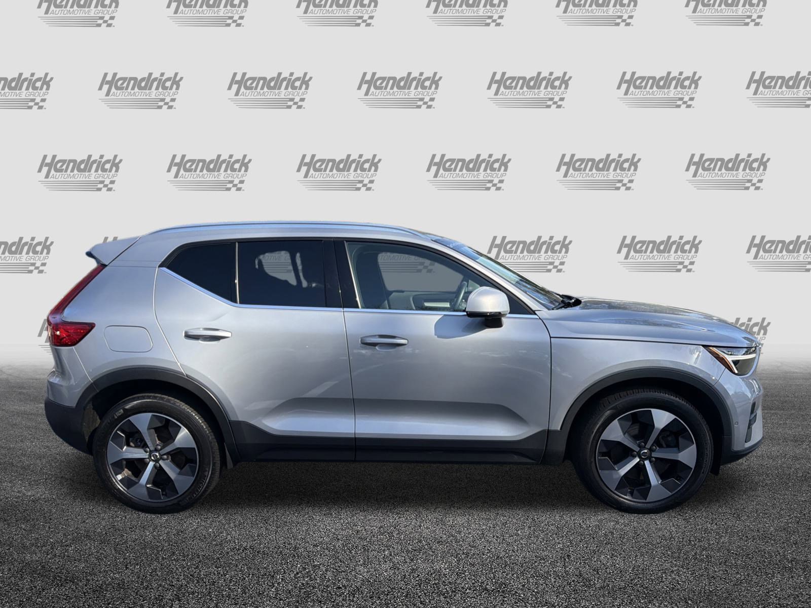 Certified 2023 Volvo XC40 B4 Plus w/ Driver Assist Package image 11