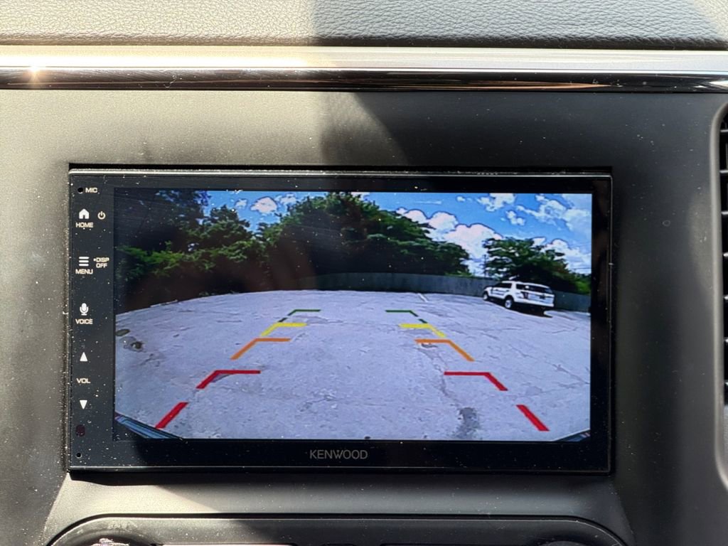 Used 2015 Jeep Grand Cherokee Laredo AWD/4WD image 9