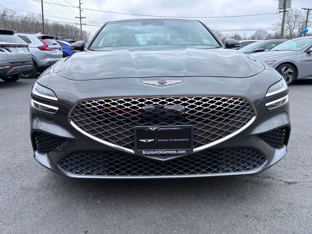 Used 2025 Genesis G70 2.5T image 2