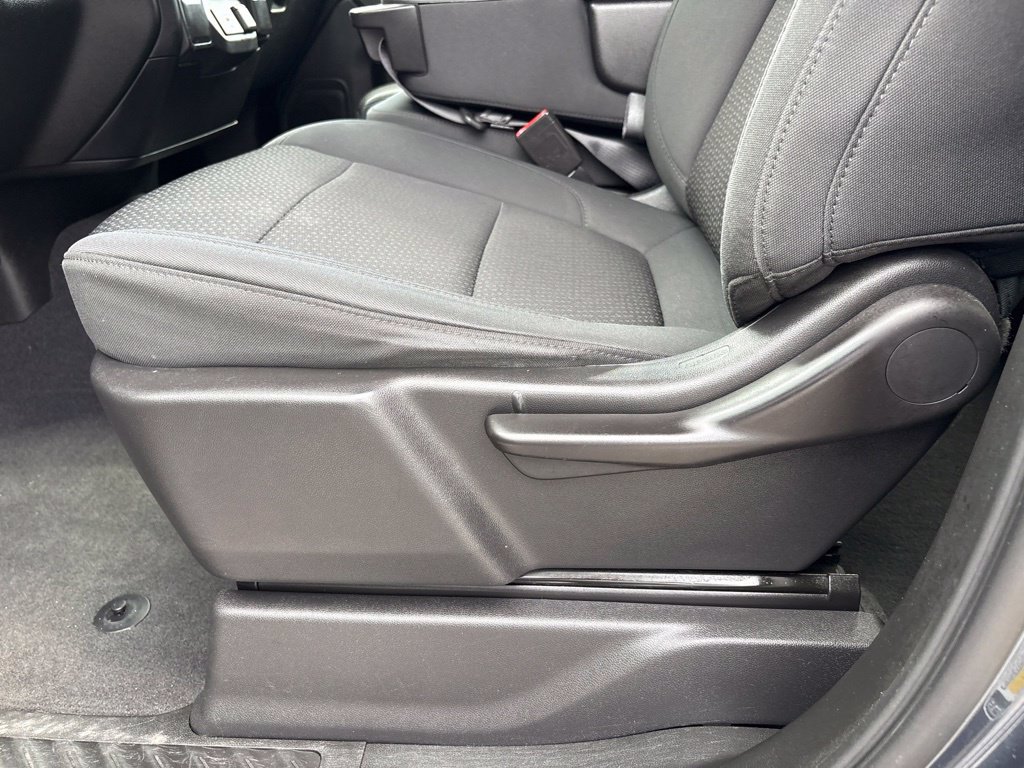 Used 2020 Chevrolet Silverado 1500 Custom w/ Custom Value Package RWD image 15