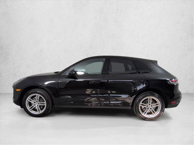 Certified 2025 Porsche Macan Turbo image 2