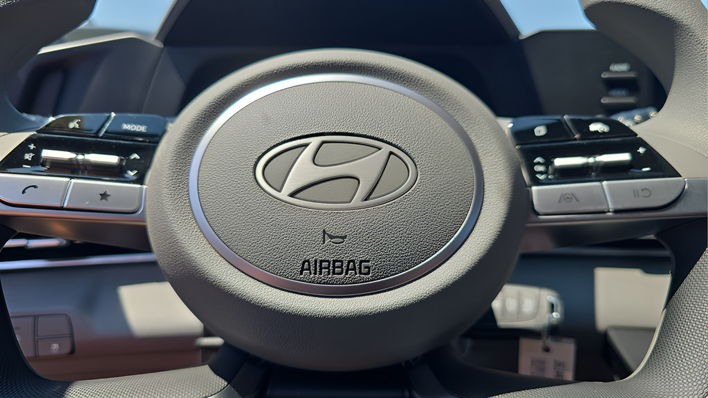 New 2026 Hyundai Elantra SE FWD image 12