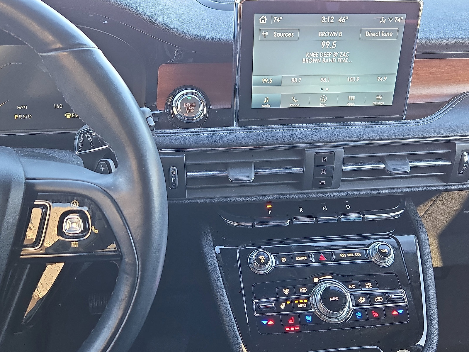 Used 2022 Lincoln Corsair Reserve w/ Luxury Package image 12