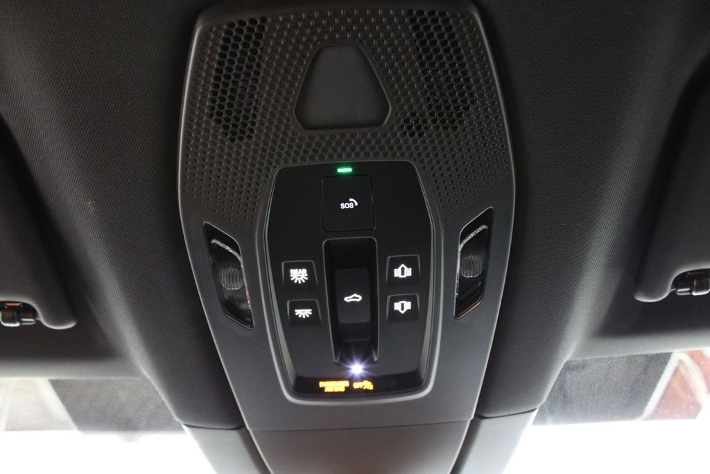 New 2024 Porsche Macan 4 Electric image 37