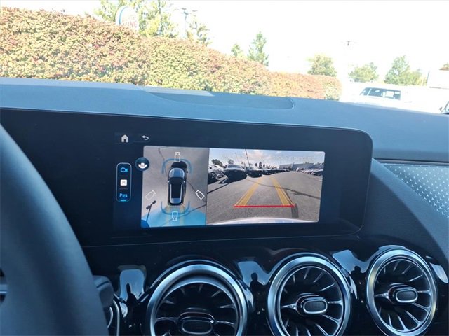 Used 2026 Mercedes-Benz GLA 250 4MATIC image 22