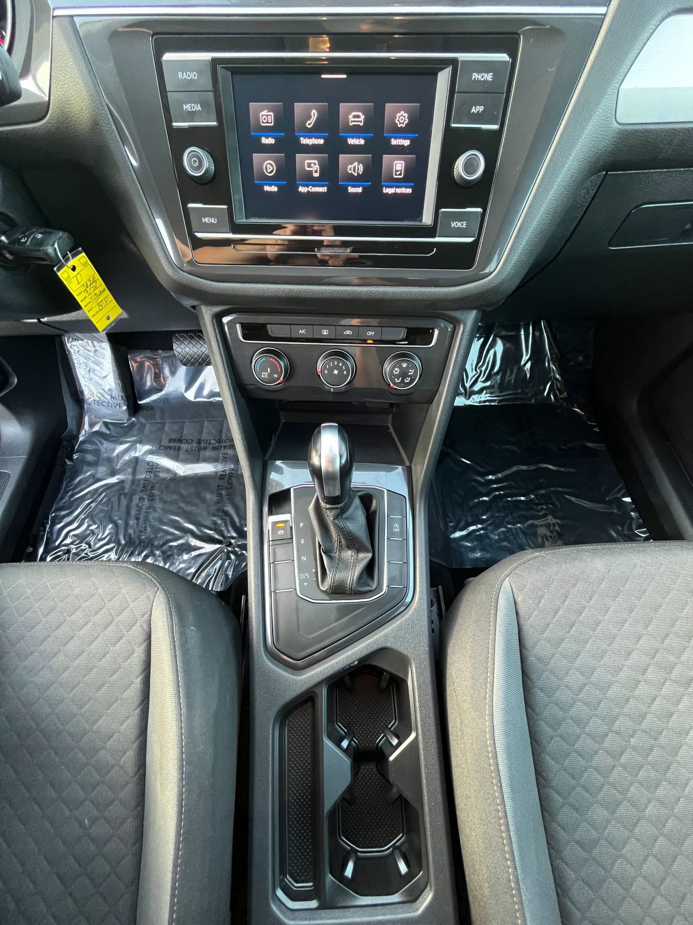 Used 2020 Volkswagen Tiguan S FWD image 21