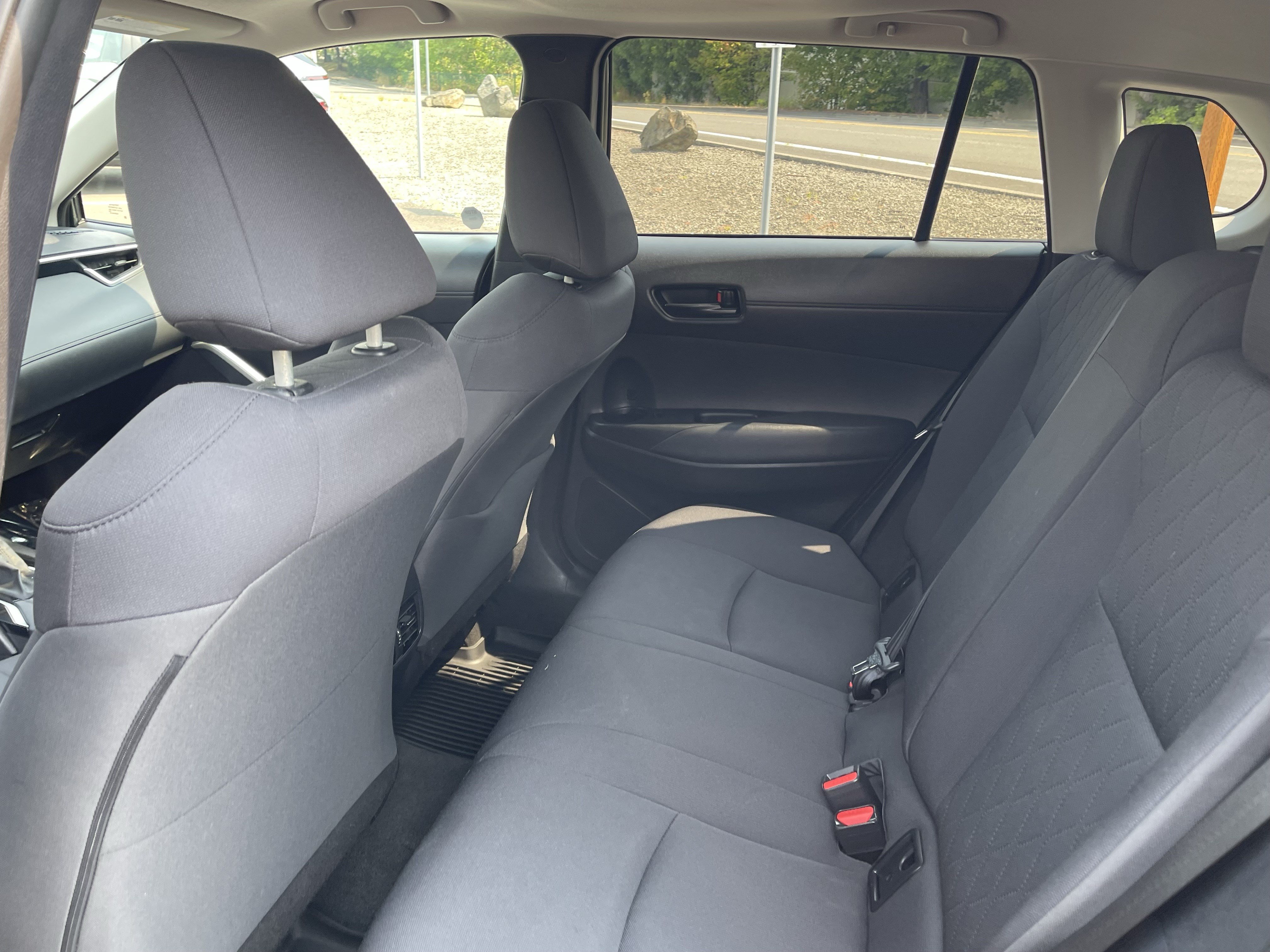 Used 2022 Toyota Corolla Cross LE w/ Moonroof Package AWD/4WD image 15