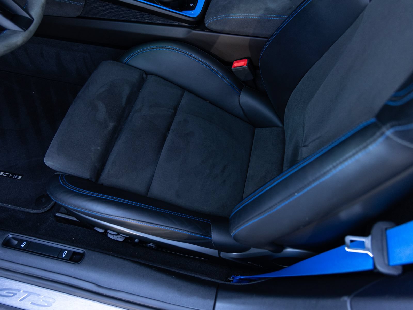 Certified 2022 Porsche 911 GT3 RWD image 23