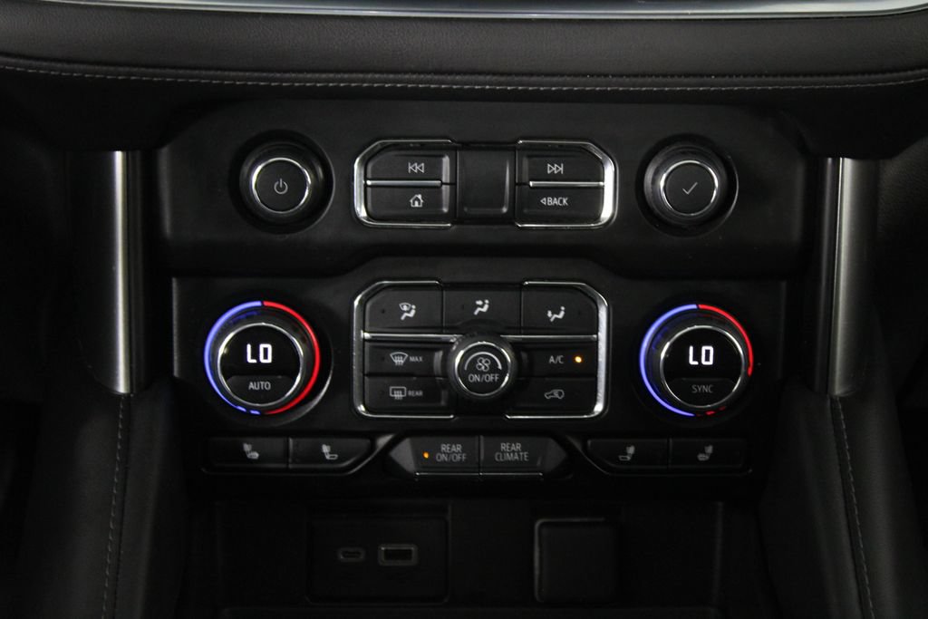 Used 2022 Chevrolet Tahoe LT w/ LT Signature Plus Package RWD image 24