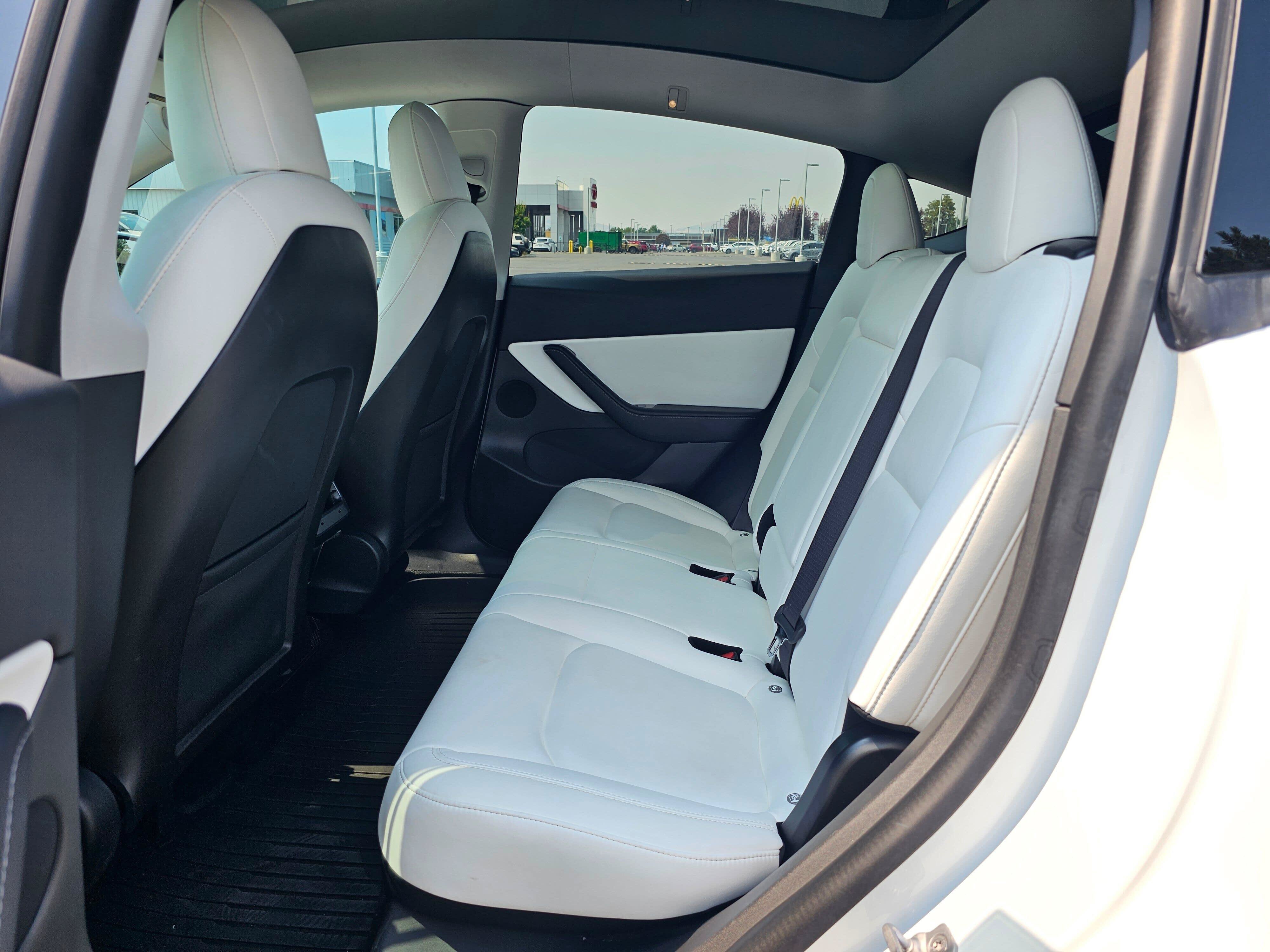 Used 2020 Tesla Model Y Performance AWD/4WD image 17