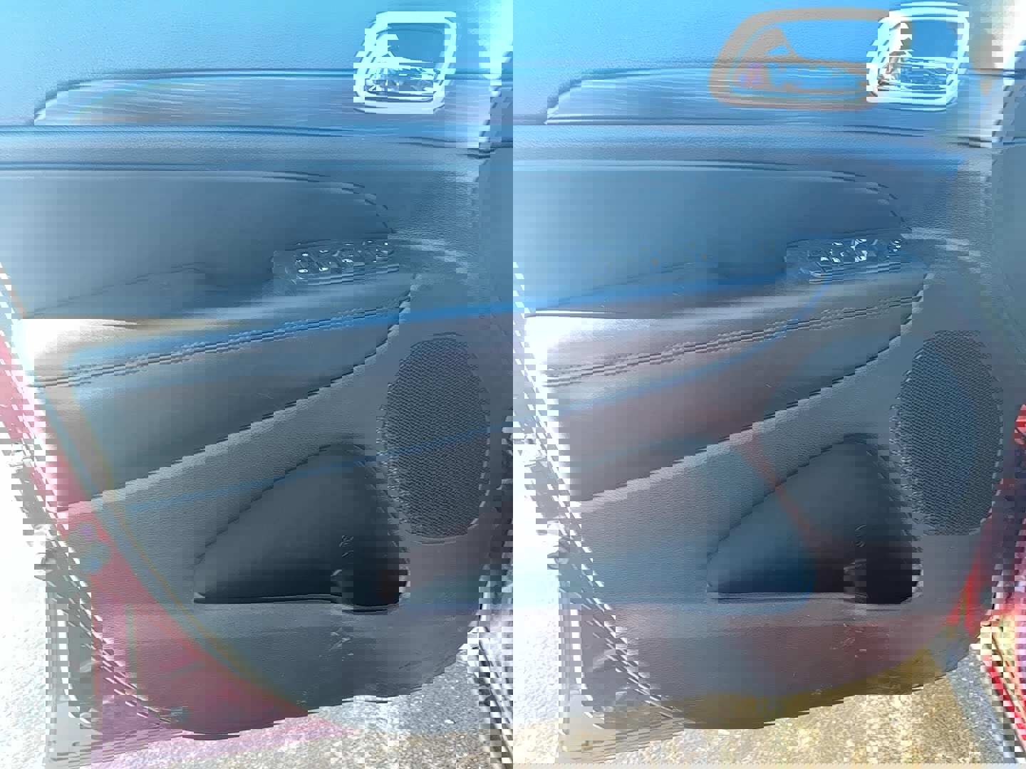 Used 2022 Jeep Grand Cherokee Laredo X image 13