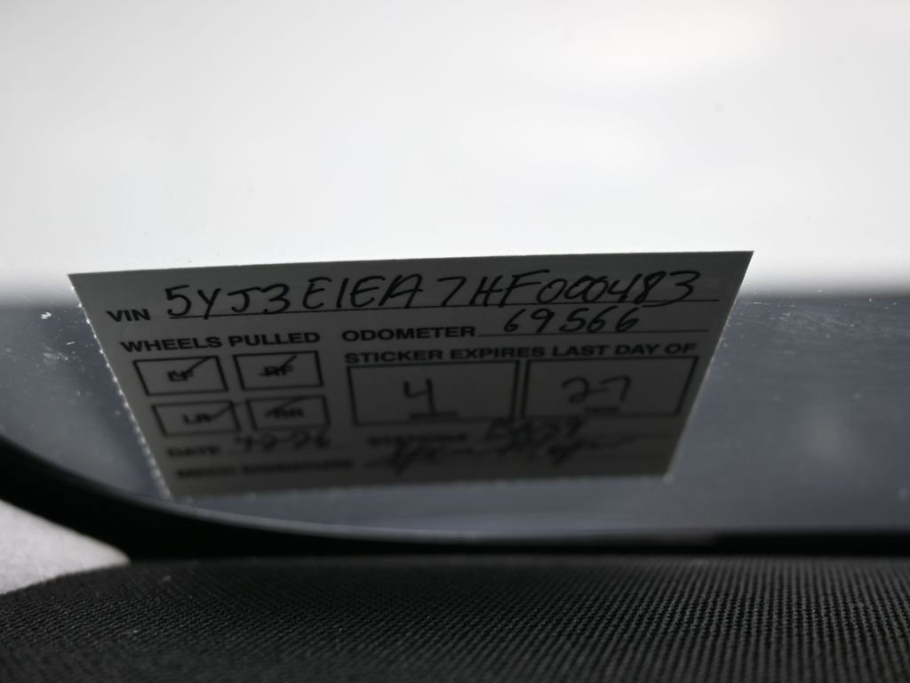 Used 2017 Tesla Model 3 Long Range image 9