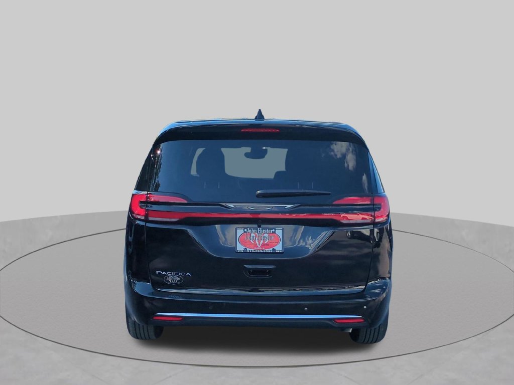 New 2027 Chrysler Pacifica Select FWD image 5
