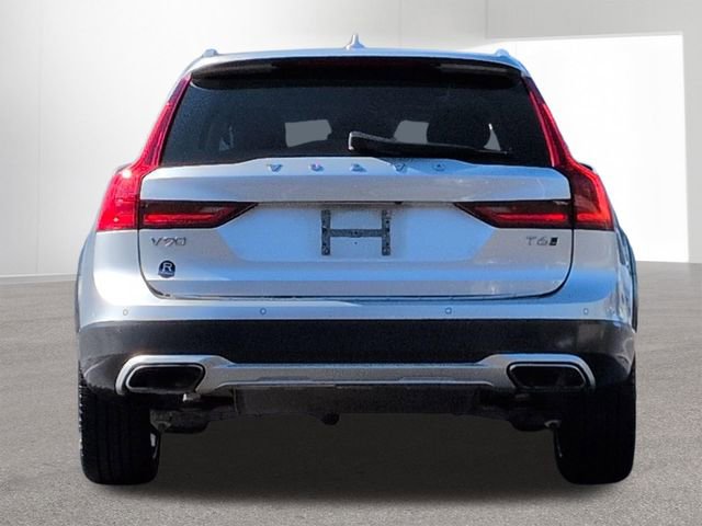 Used 2018 Volvo V90 T6 Cross Country w/ Convenience Package AWD/4WD image 7