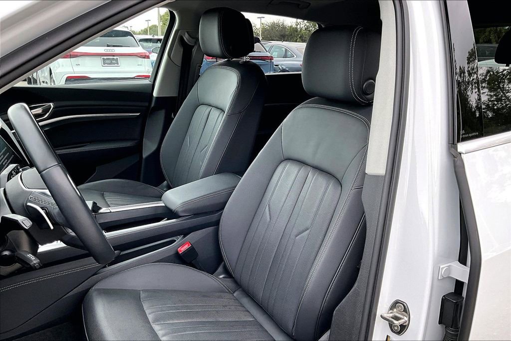 Certified 2024 Audi Q8 e-tron Premium Plus image 21
