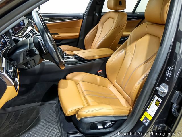 Used 2019 BMW 530e xDrive w/ Premium Package AWD/4WD image 9