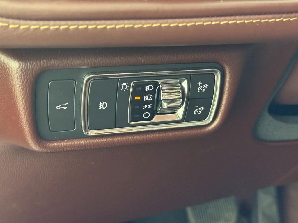 Used 2022 Lincoln Aviator Black Label w/ Dynamic Handling Package image 20