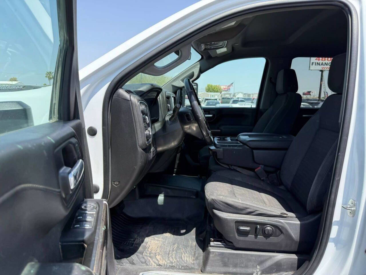 Used 2022 Chevrolet Silverado 2500 LT w/ Convenience Package image 43