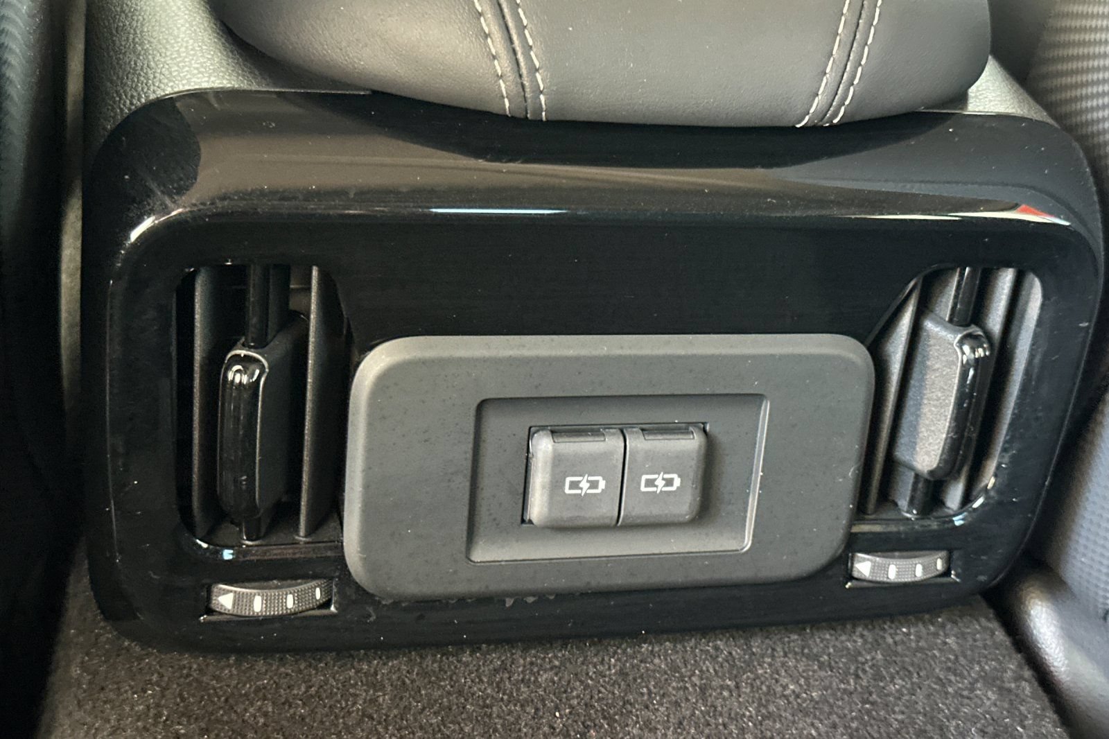 Certified 2023 Toyota Mirai w/ Advanced Technology Package RWD image 16
