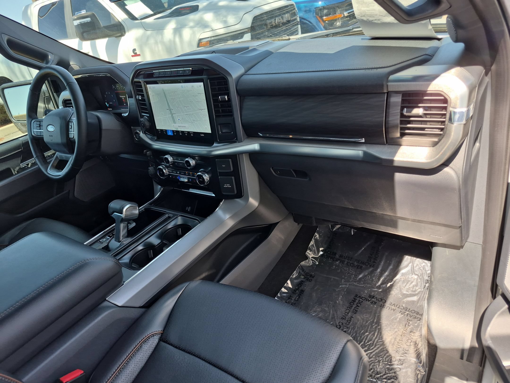 Certified 2024 Ford F150 Lariat w/ FX4 Off-Road Package AWD/4WD image 27