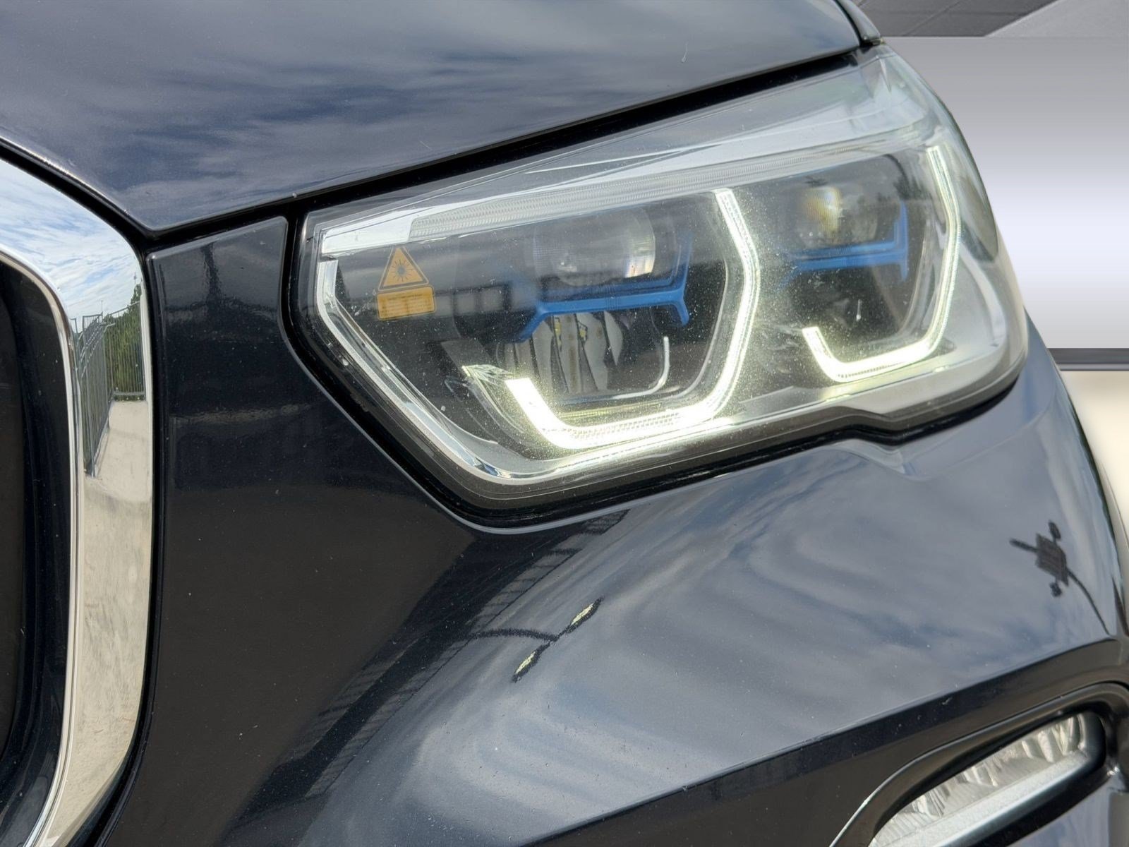 Used 2021 BMW X5 xDrive45e AWD/4WD image 12