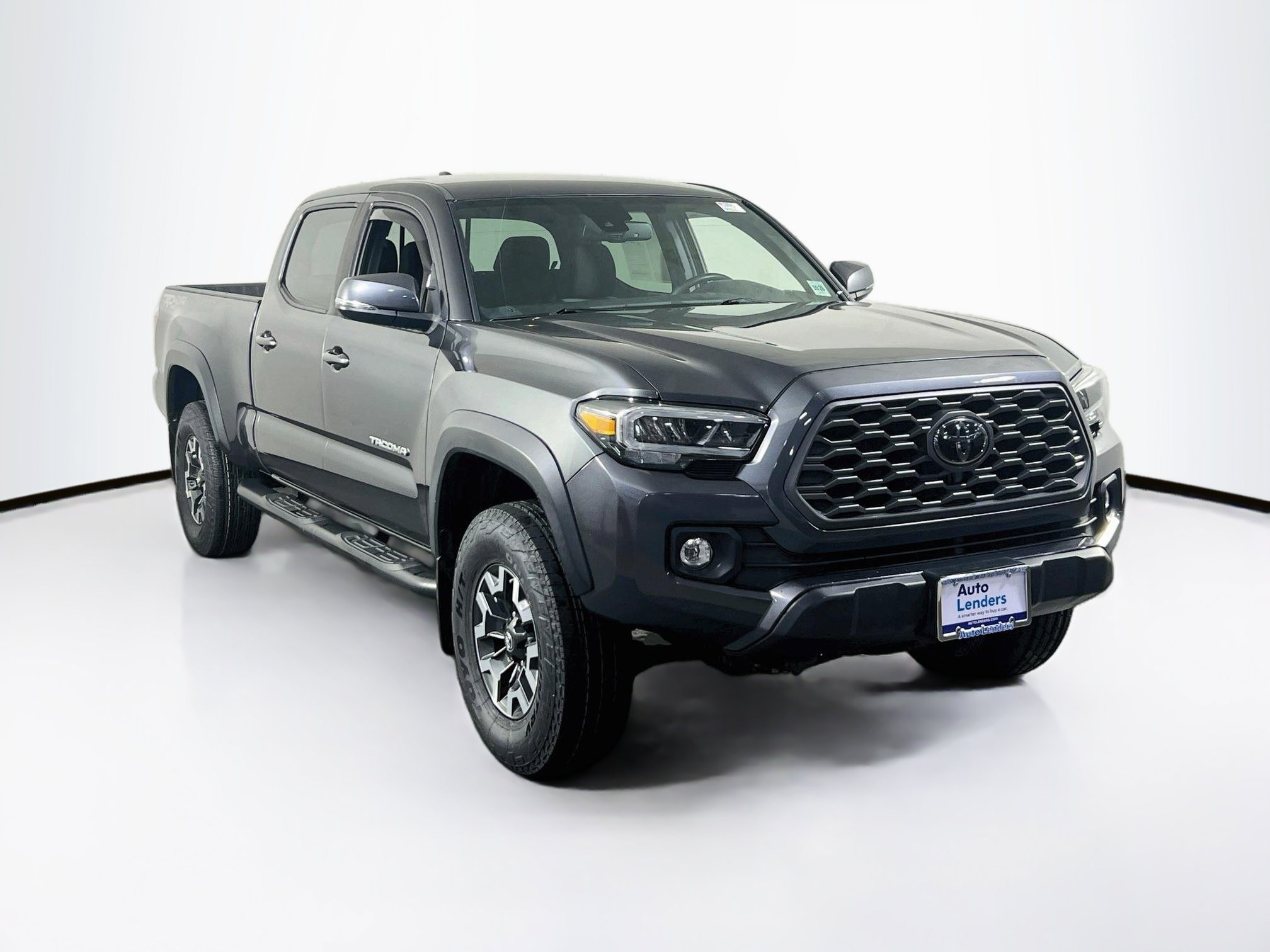 Used 2021 Toyota Tacoma TRD Off-Road AWD/4WD image 3
