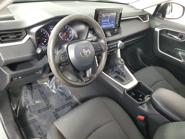 Used 2022 Toyota RAV4 XLE w/ Convenience Package image 18