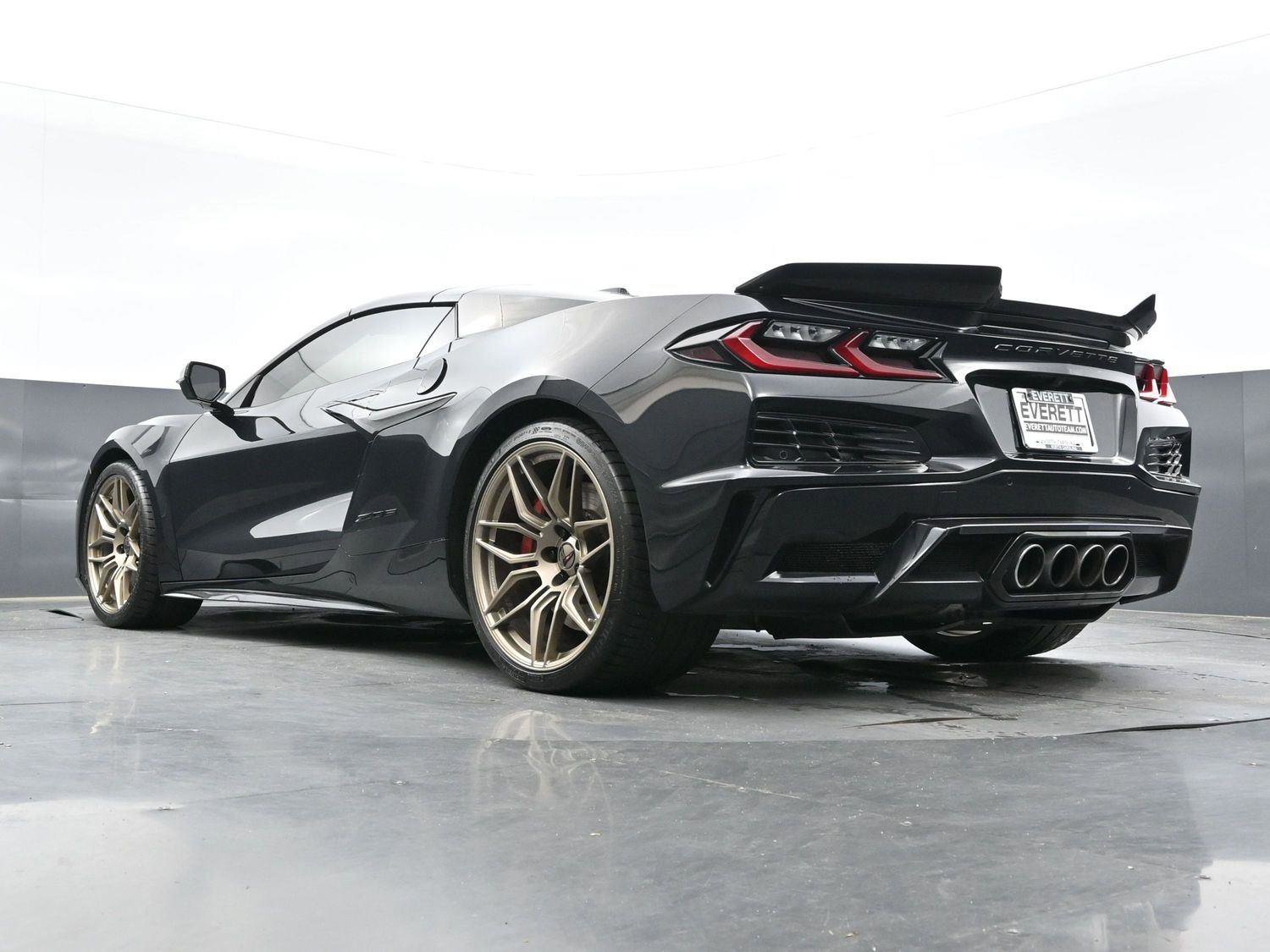 Used 2024 Chevrolet Corvette Z06 image 43
