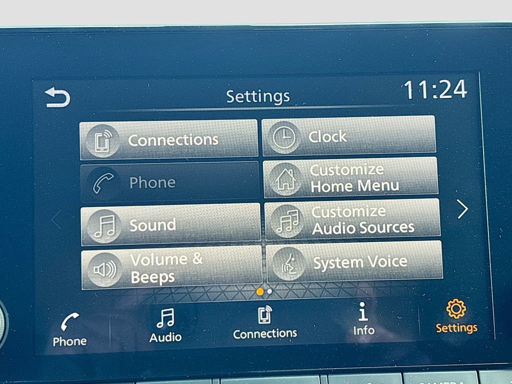 Used 2025 Nissan Pathfinder S image 14